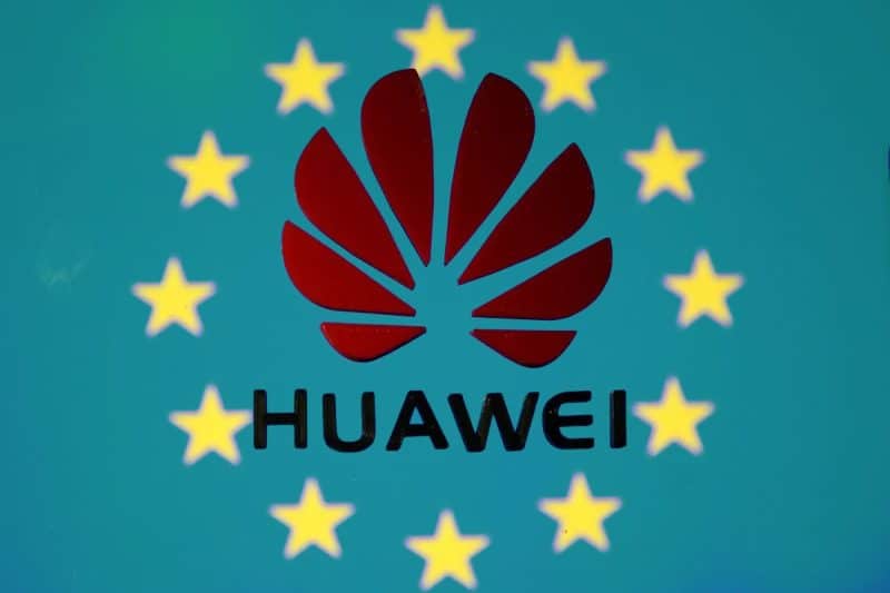 The-European-Union-bans-the-use-of-Huawei-equipment-in-its-5G-networks